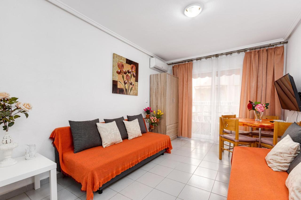 Apartment Studio Relax Almudena 또레비에하 외부 사진