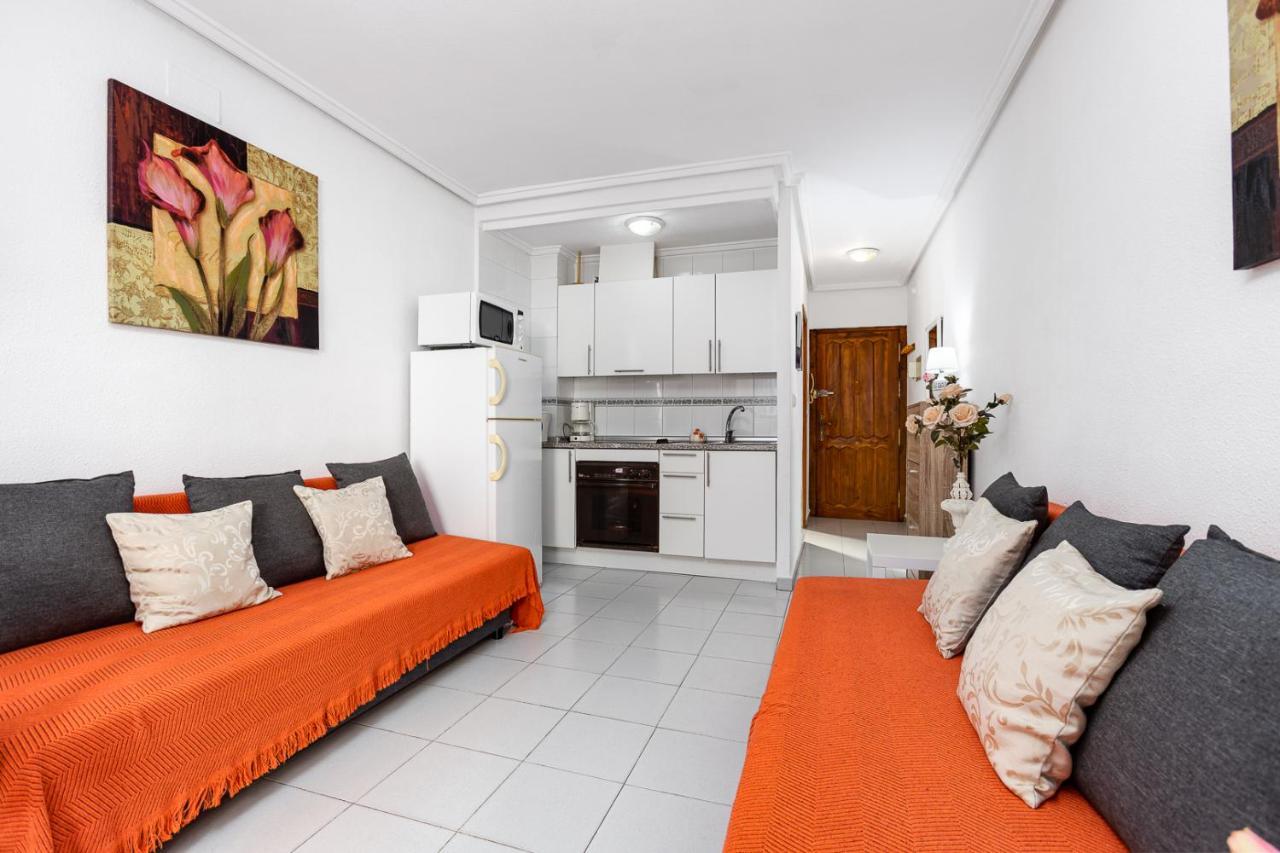 Apartment Studio Relax Almudena 또레비에하 외부 사진