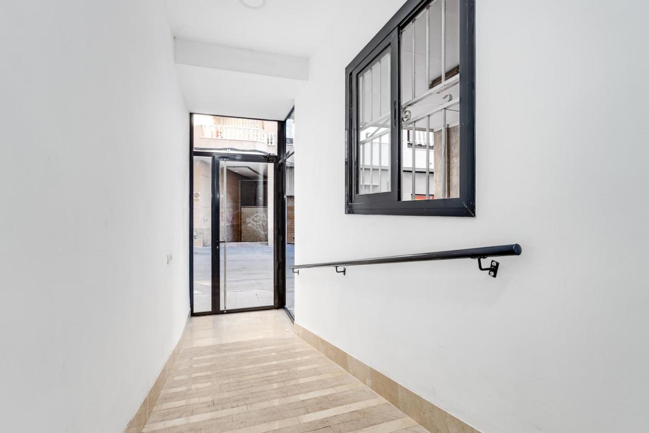 Apartment Studio Relax Almudena 또레비에하 외부 사진